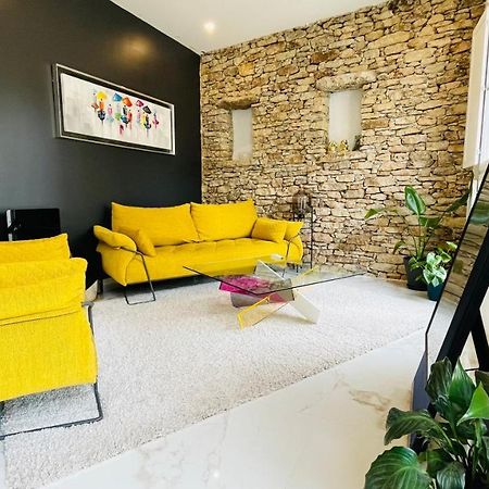 Sakina Appartement En Bord De Sorgue Фонтен-де-Воклюз Екстер'єр фото